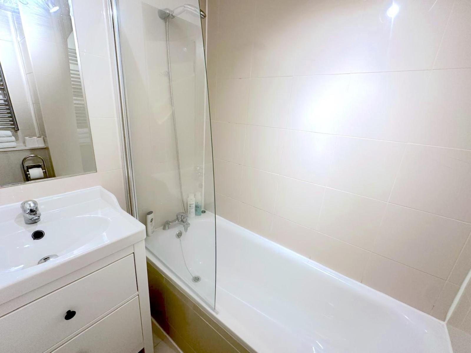 Apartment South Kensington, Piccolo Paradiso London