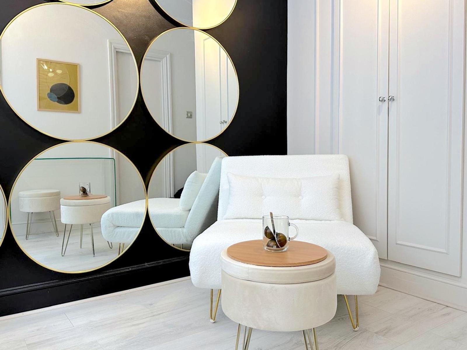 Apartment South Kensington, Piccolo Paradiso